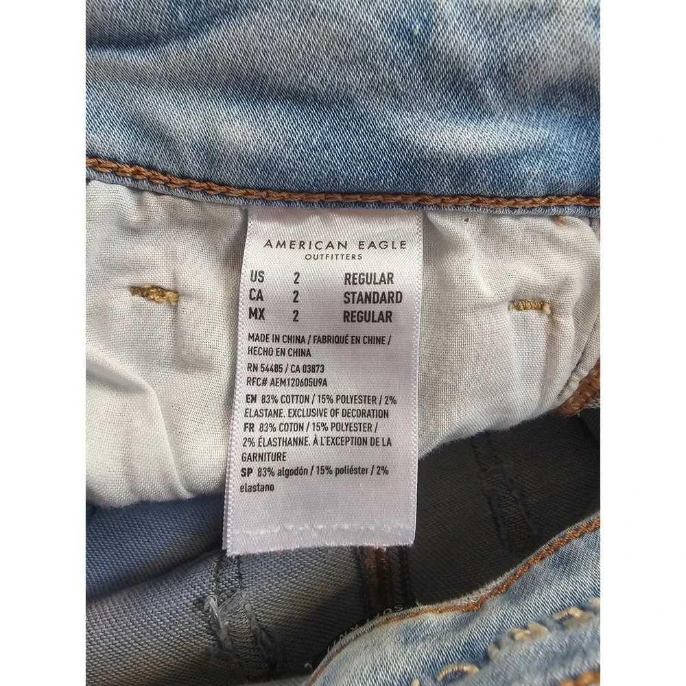 American Eagle Mom Jeans Womens 2 Light Wash High‎ Rise Frayed Y2K